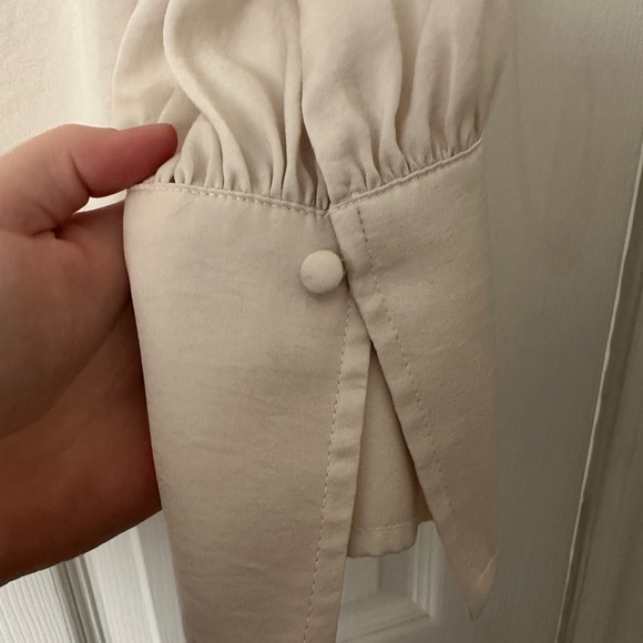 Banana Republic Volume Sleeve Blouse - Picture 4 of 5